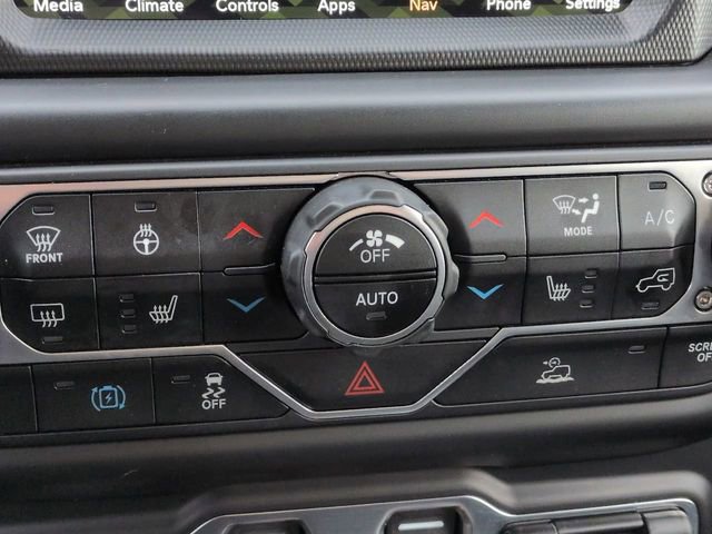 Certified 2022 Jeep Wrangler Unlimited Sahara w/ Cold Weather Group image 29