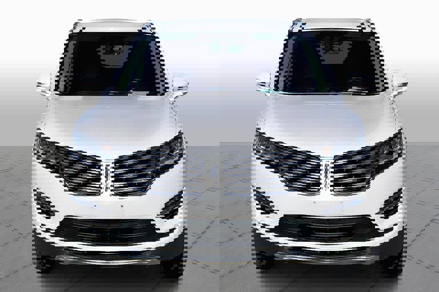 Used 2018 Lincoln MKC Select w/ Select Plus Package image 4