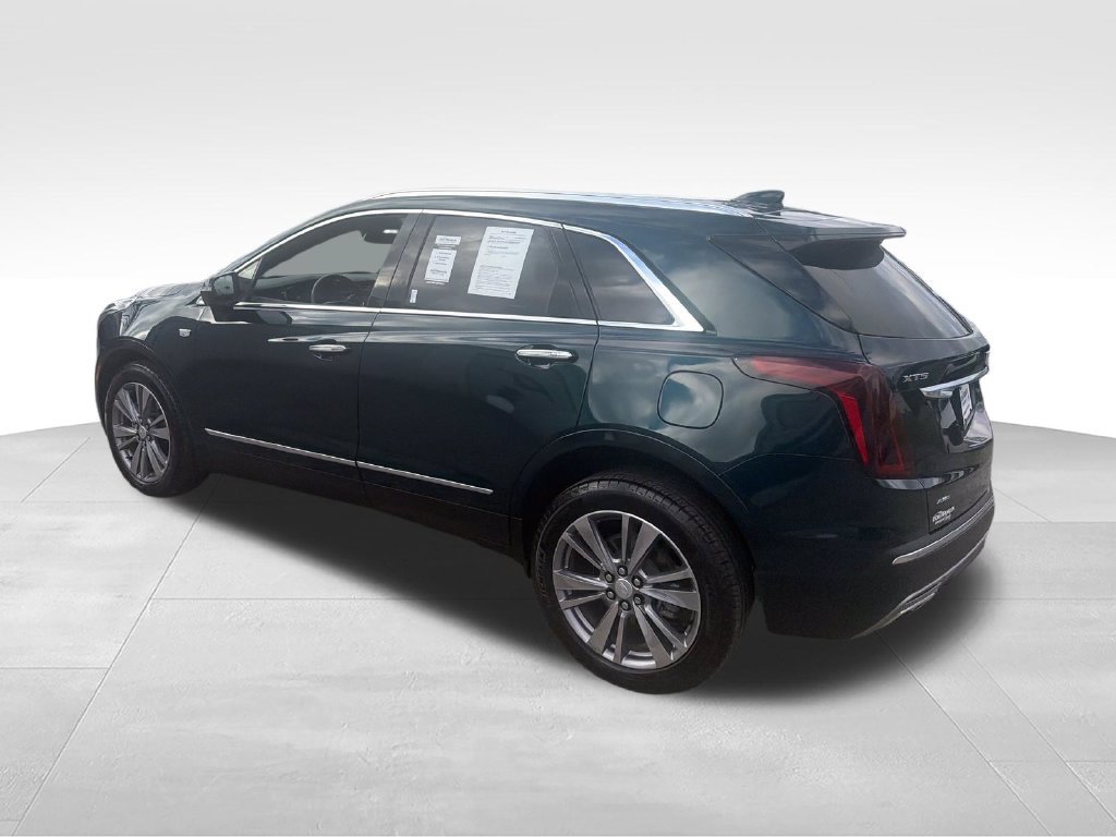 Used 2025 Cadillac XT5 Premium Luxury AWD/4WD image 4