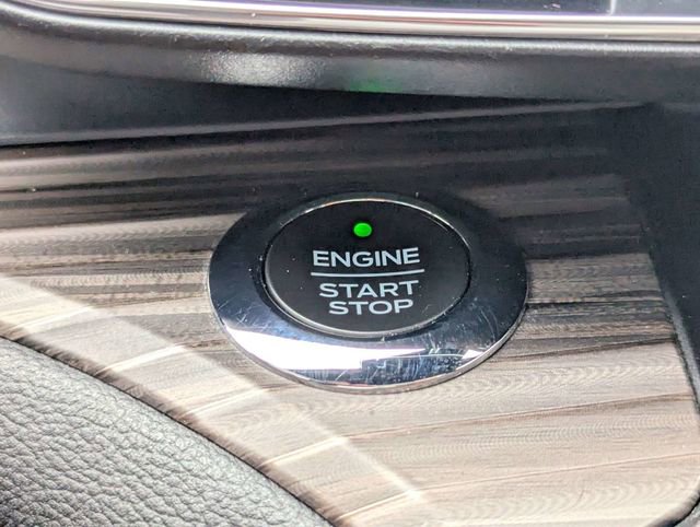 Used 2020 Ford Explorer Limited RWD image 31