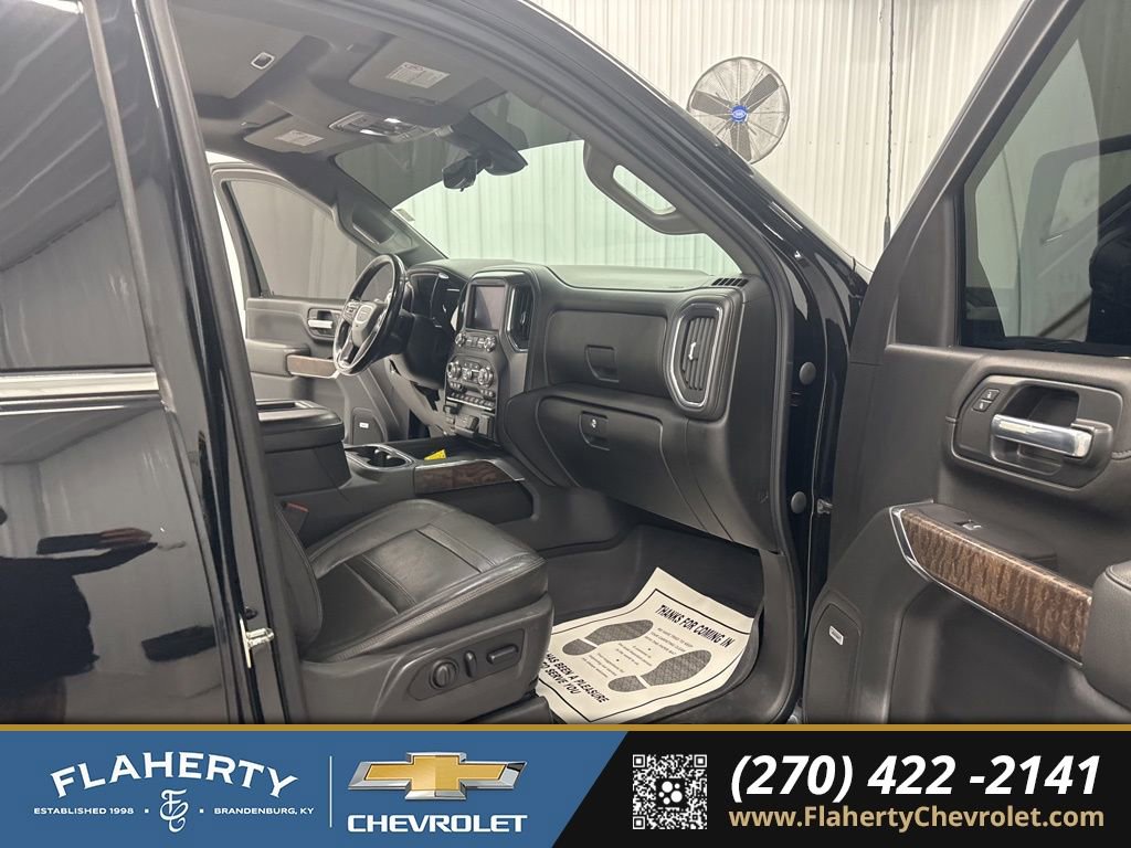 Used 2020 GMC Sierra 3500 Denali w/ Denali Ultimate Package image 12