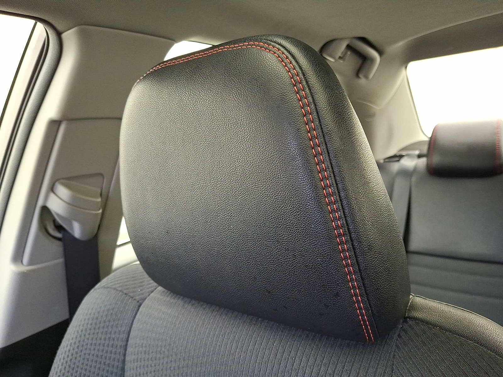 Certified 2017 Toyota Camry SE w/ Moonroof Package image 20