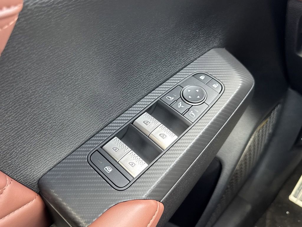 New 2026 Mitsubishi Outlander SEL FWD image 40