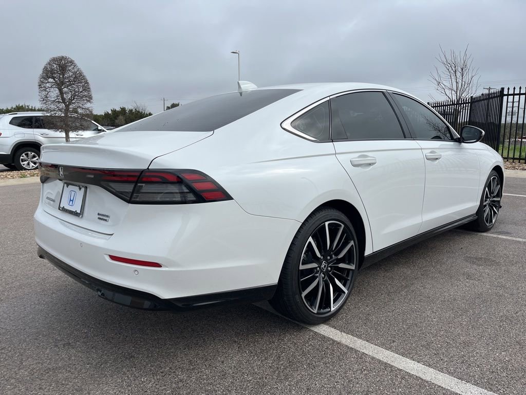 Certified 2023 Honda Accord Touring image 4