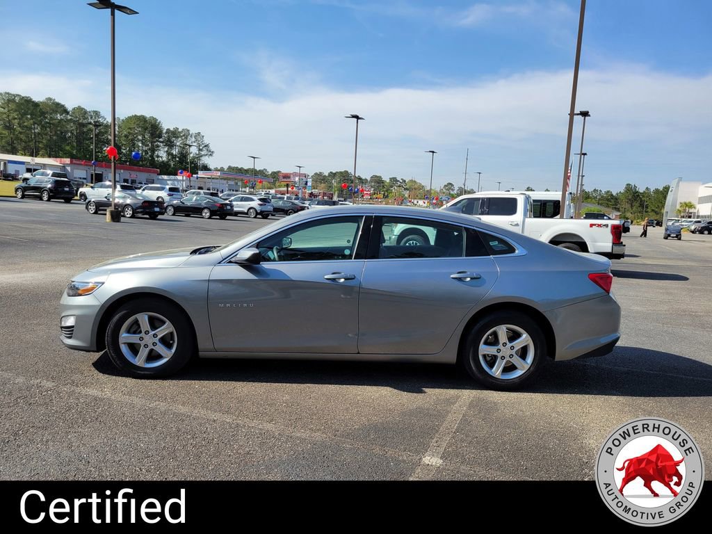 Used 2024 Chevrolet Malibu LT image 3