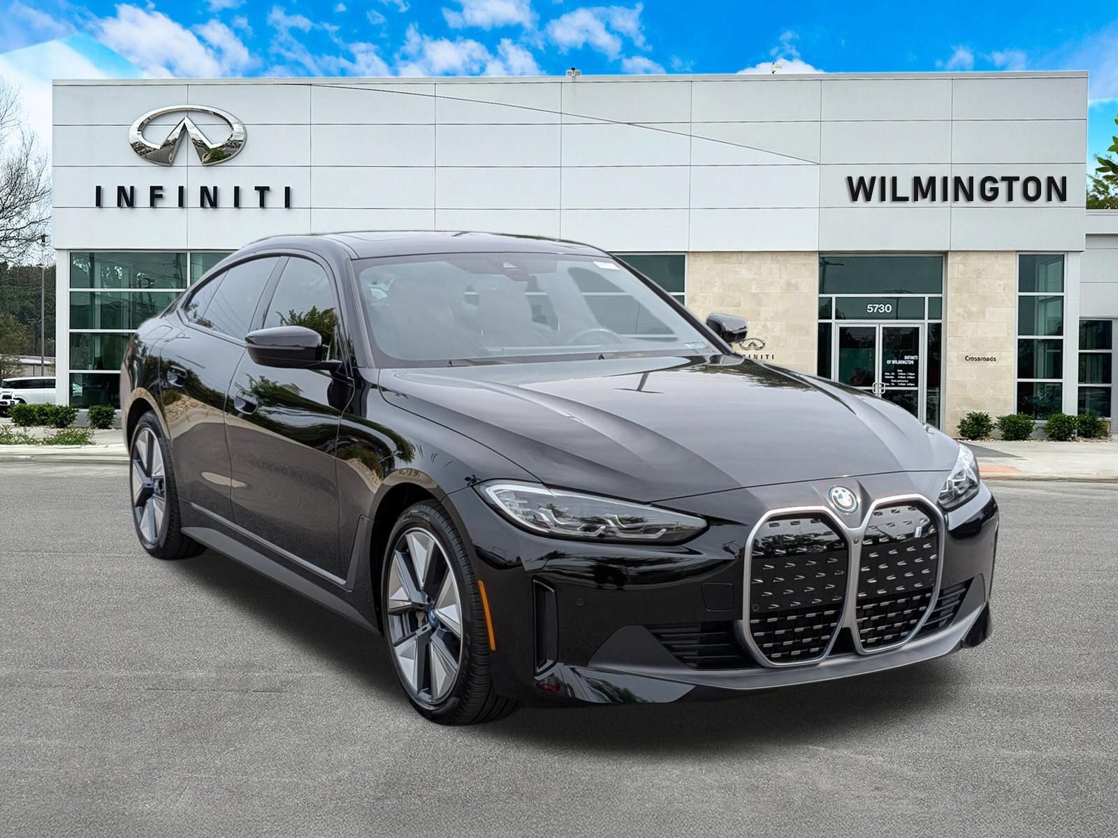 Used 2023 BMW i4 eDrive35 w/ Premium Package RWD image 1