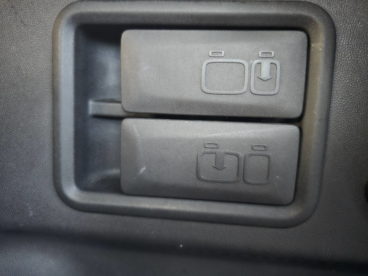 Used 2021 Chevrolet Equinox LT image 52
