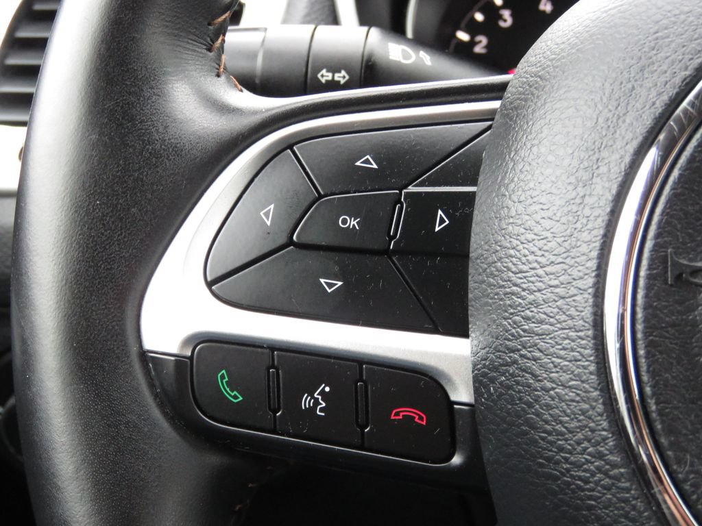 Used 2019 Jeep Compass Latitude w/ Popular Equipment Group AWD/4WD image 21