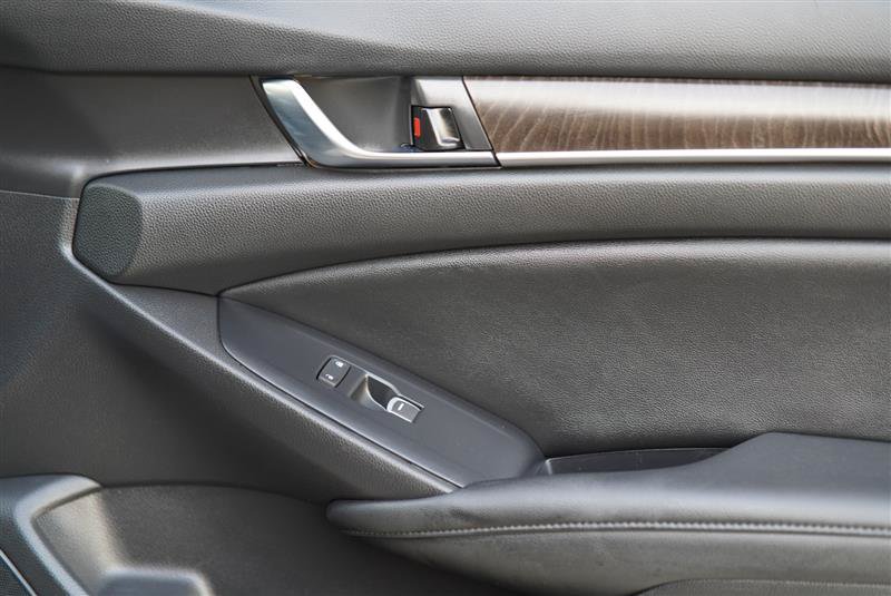 Used 2019 Honda Accord Touring image 69