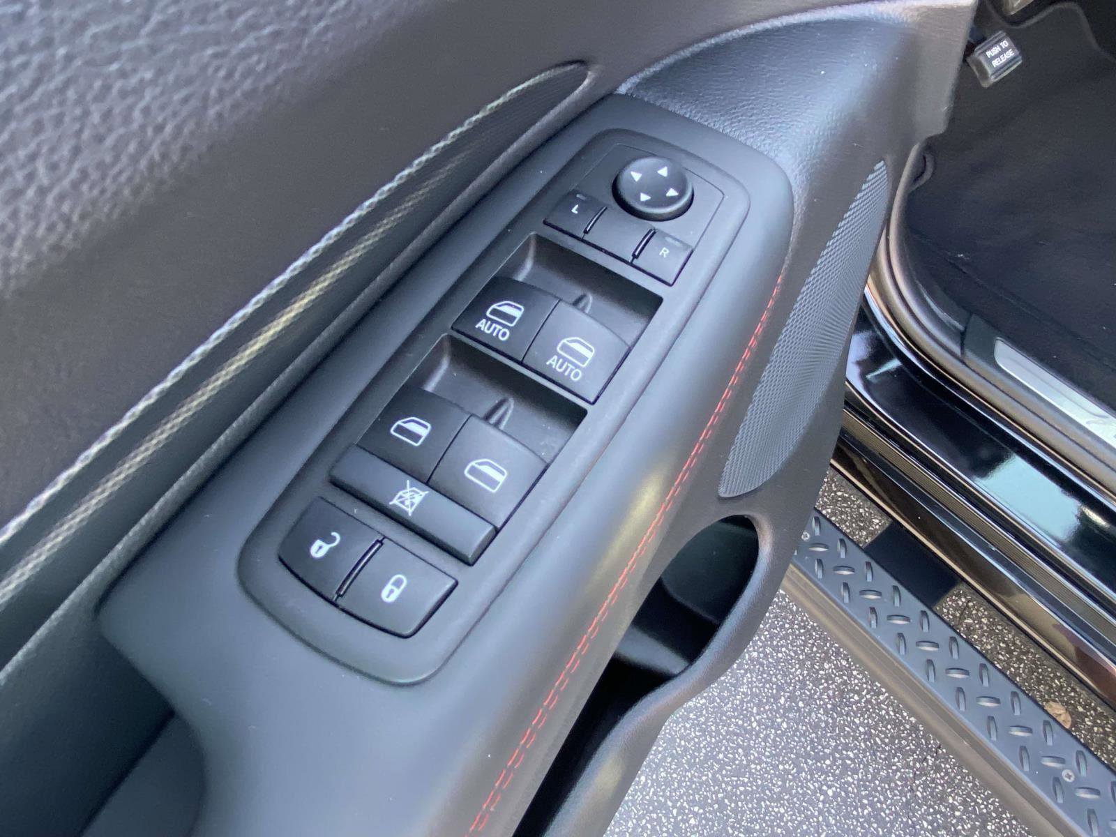 Certified 2024 Dodge Durango R/T image 13