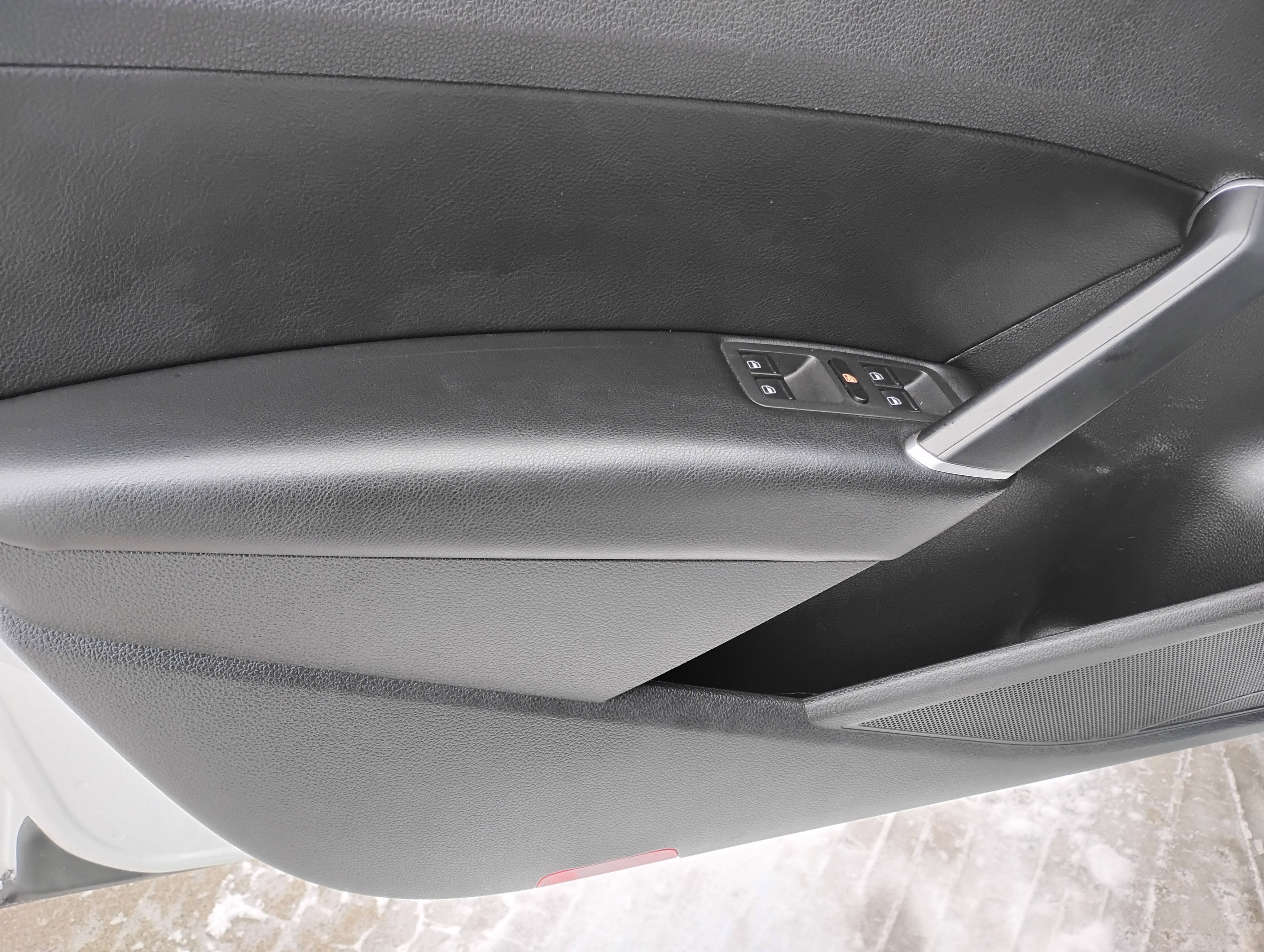 Used 2021 Volkswagen Passat 2.0T SE image 13