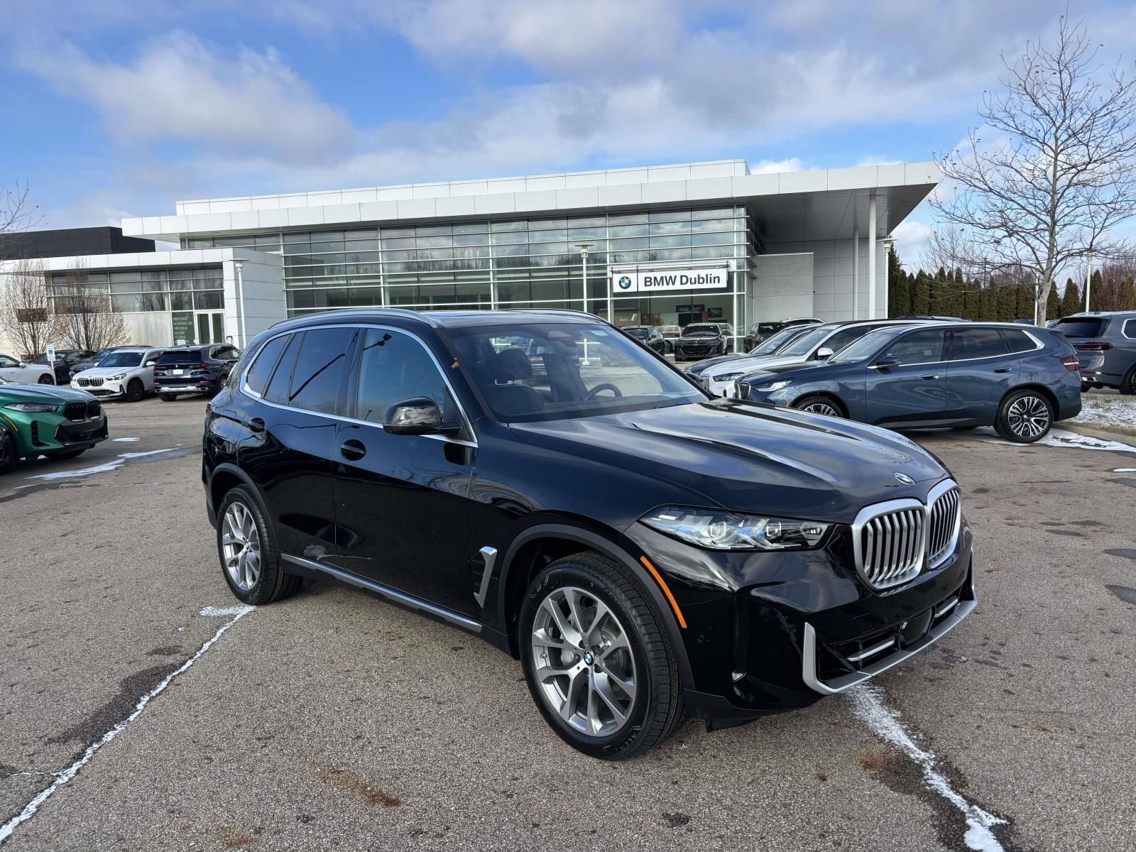 New 2026 BMW X5 xDrive40i w/ Climate Comfort Package AWD/4WD image 1