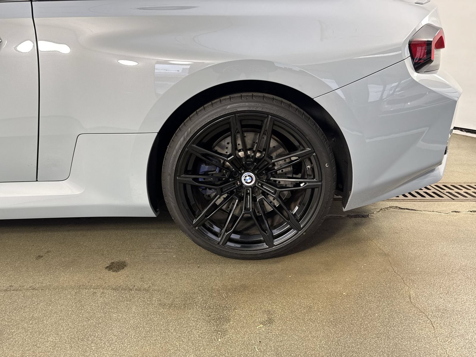 Used 2023 BMW M2 RWD image 5