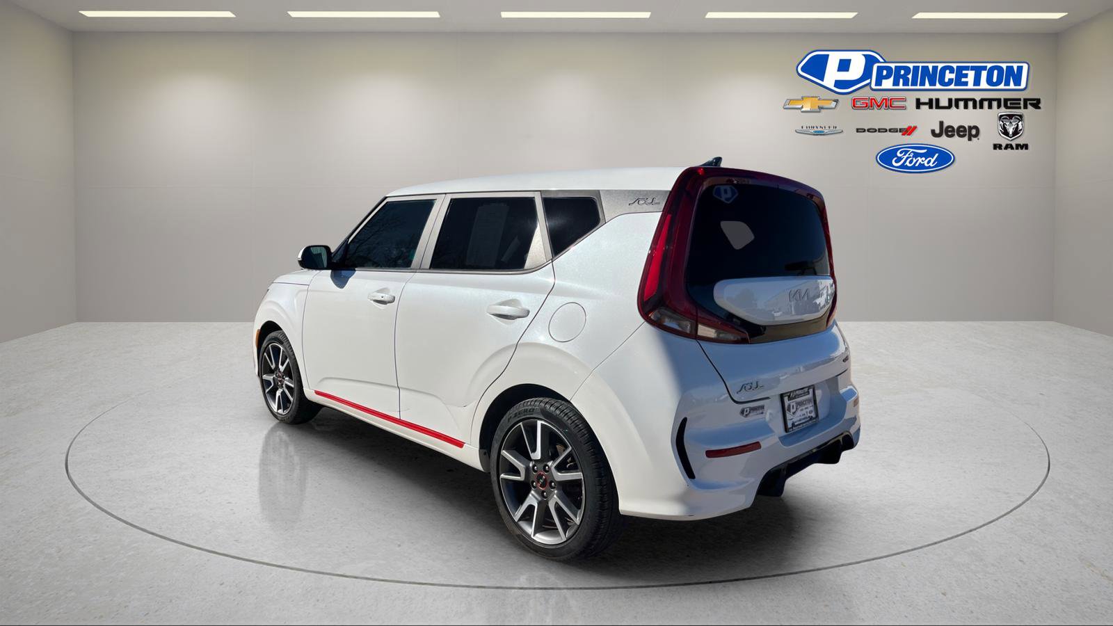 Used 2022 Kia Soul GT-Line FWD image 5