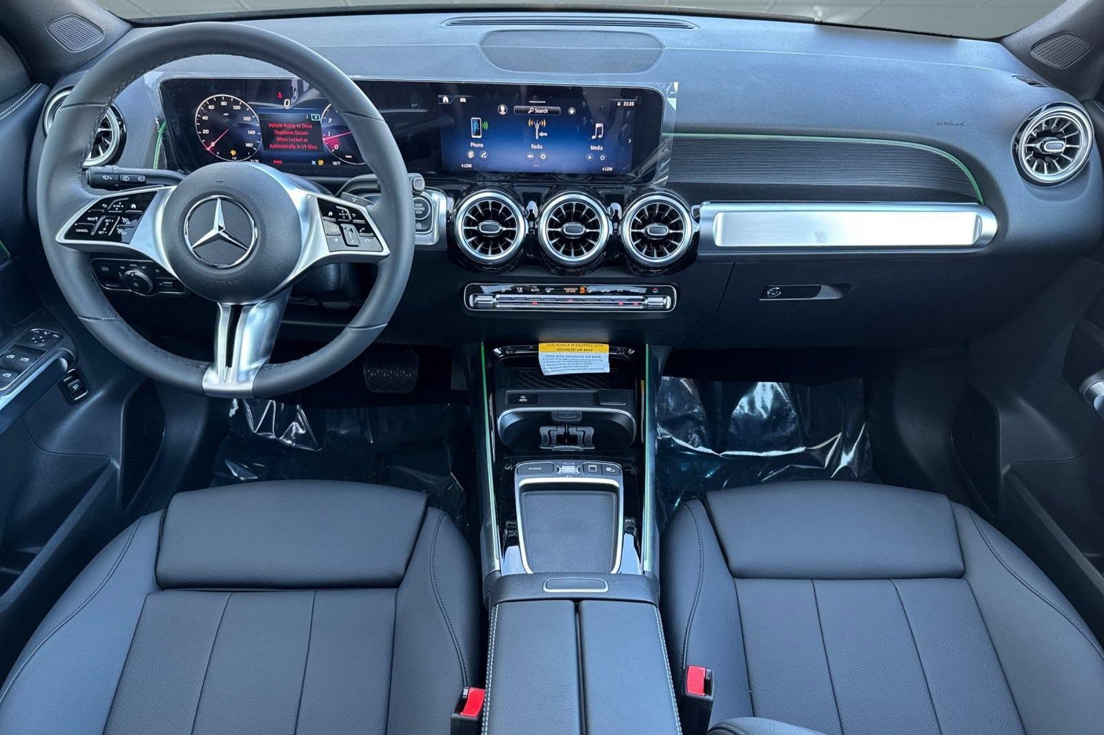 New 2026 Mercedes-Benz GLB 250 image 14