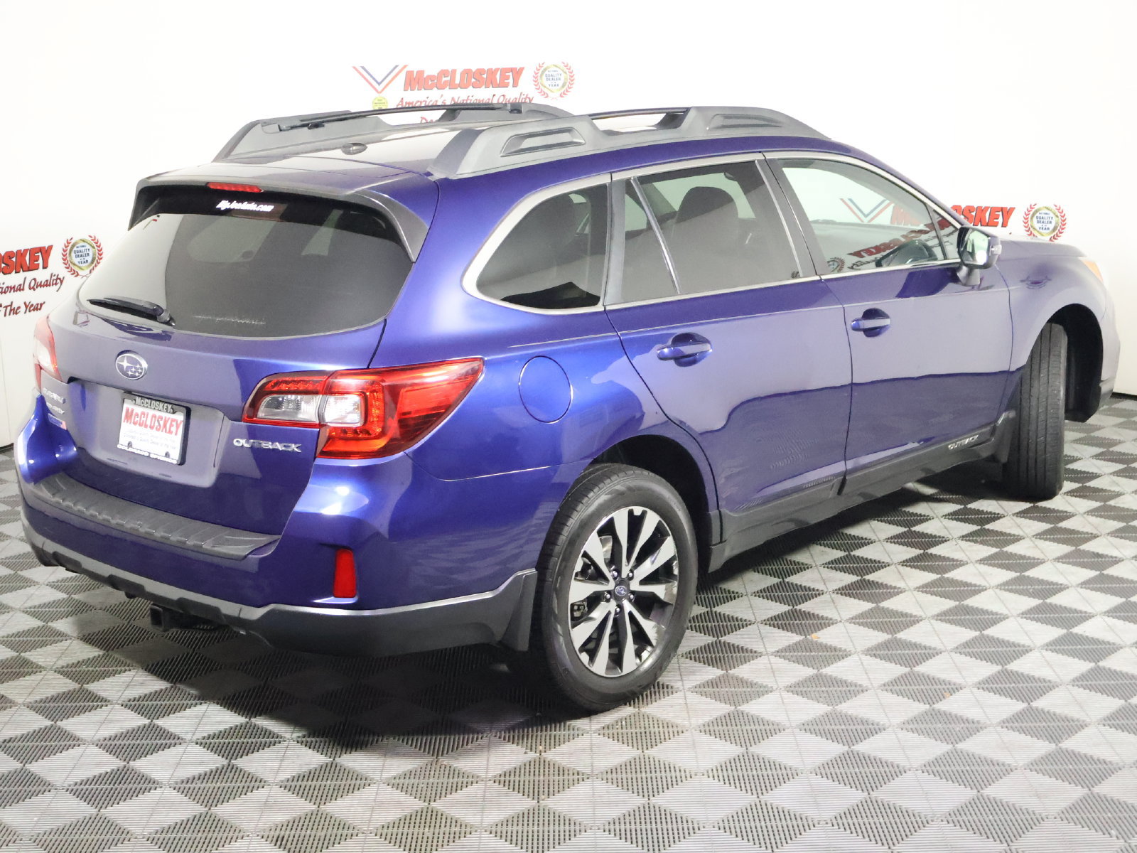Used 2015 Subaru Outback 2.5i Limited AWD/4WD image 4