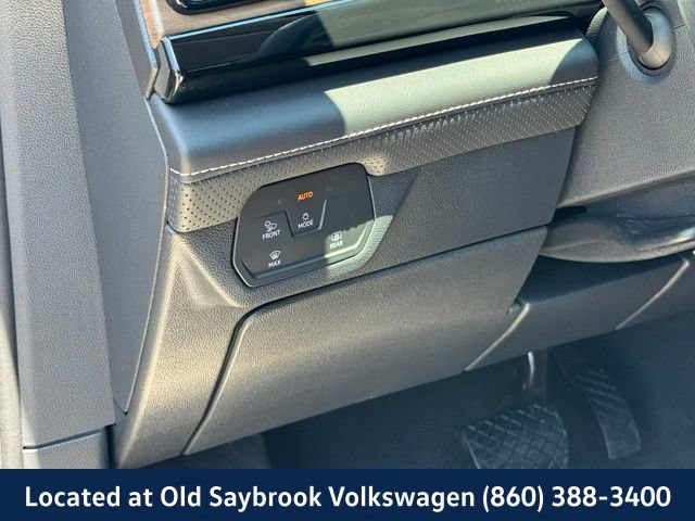 Certified 2025 Volkswagen Atlas SE AWD/4WD image 37