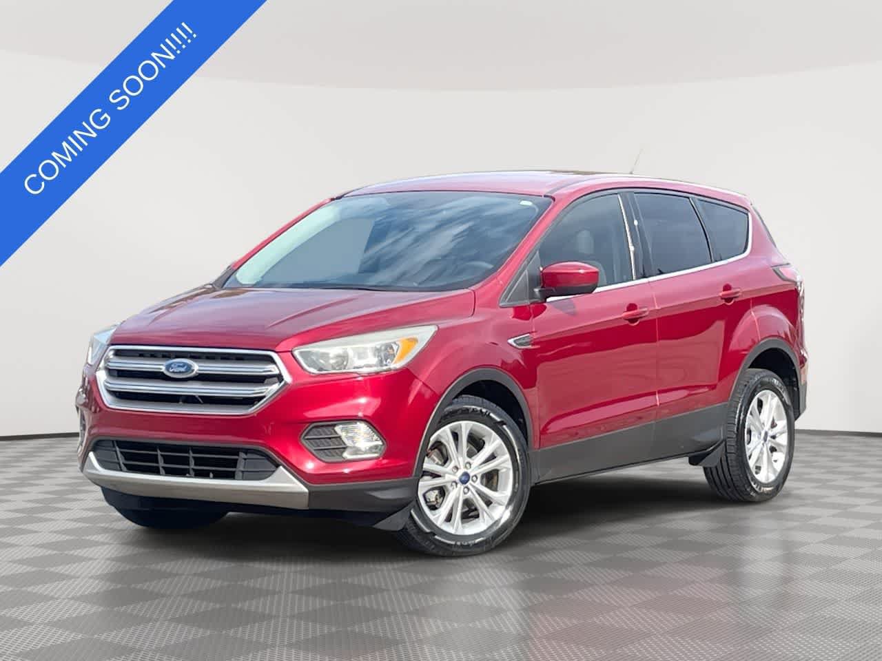 Used 2017 Ford Escape SE FWD image 1