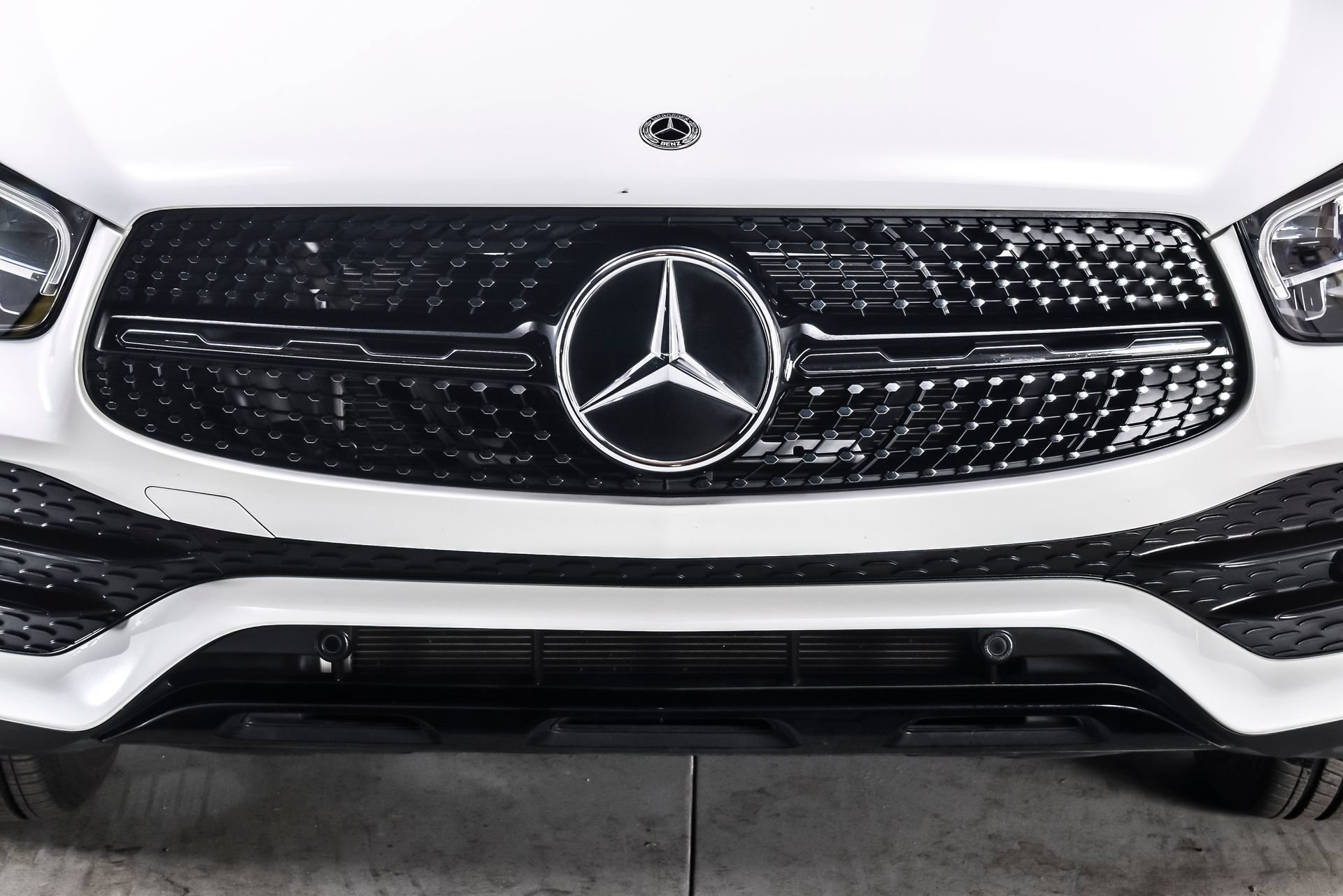 Used 2022 Mercedes-Benz GLC 300 4MATIC image 9