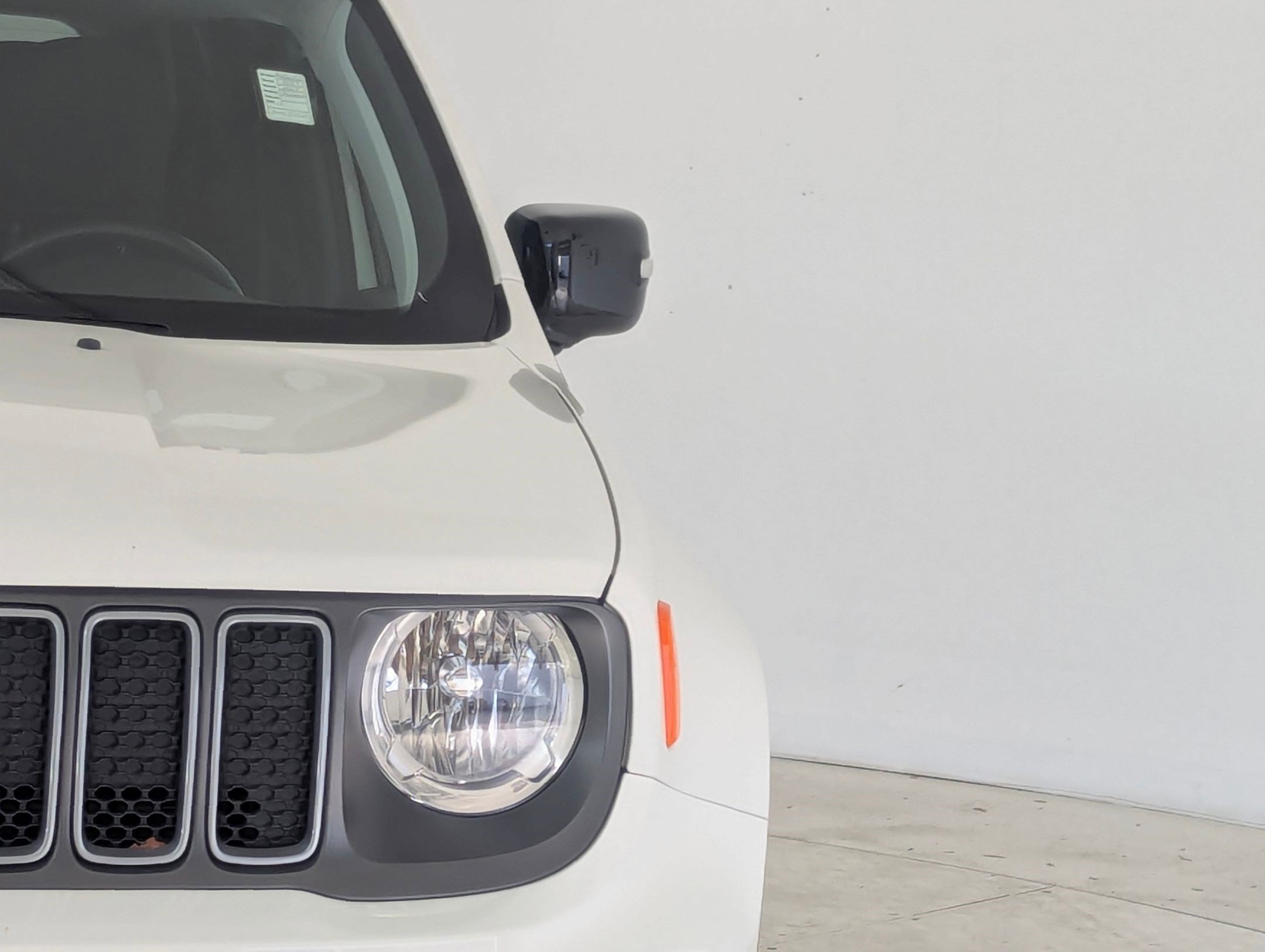 Used 2022 Jeep Renegade Limited image 11