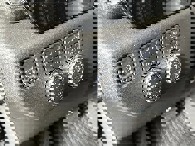 New 2025 GMC Sierra 1500 Elevation image 18