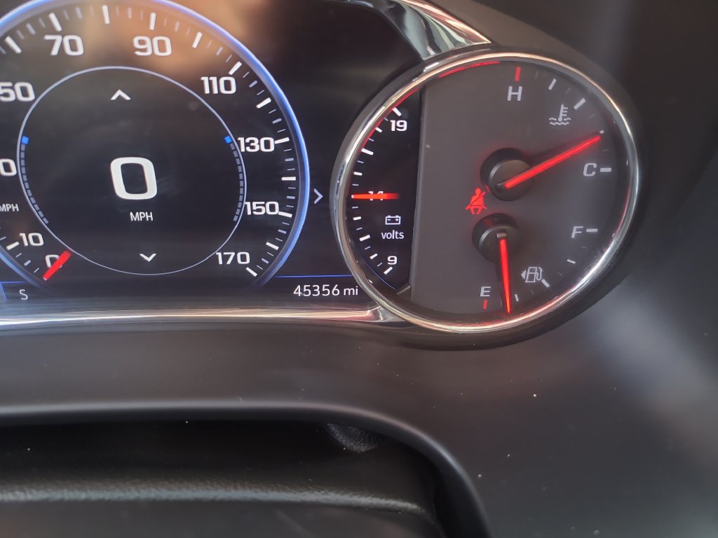 Used 2023 GMC Acadia Denali FWD image 33