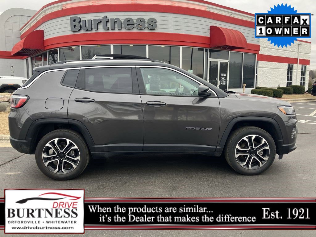 Used 2022 Jeep Compass Limited image 23