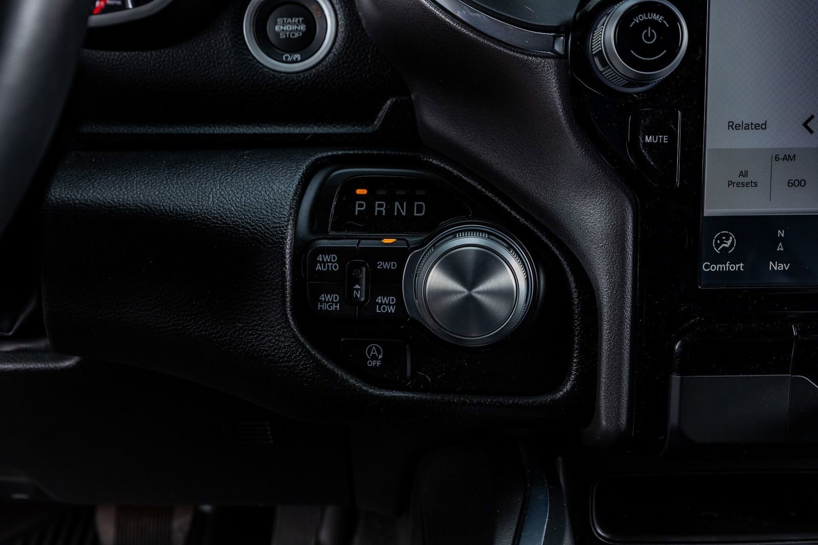 Used 2024 RAM 1500 Laramie image 23