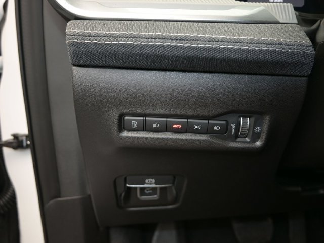 New 2026 Jeep Cherokee Laredo AWD/4WD image 17