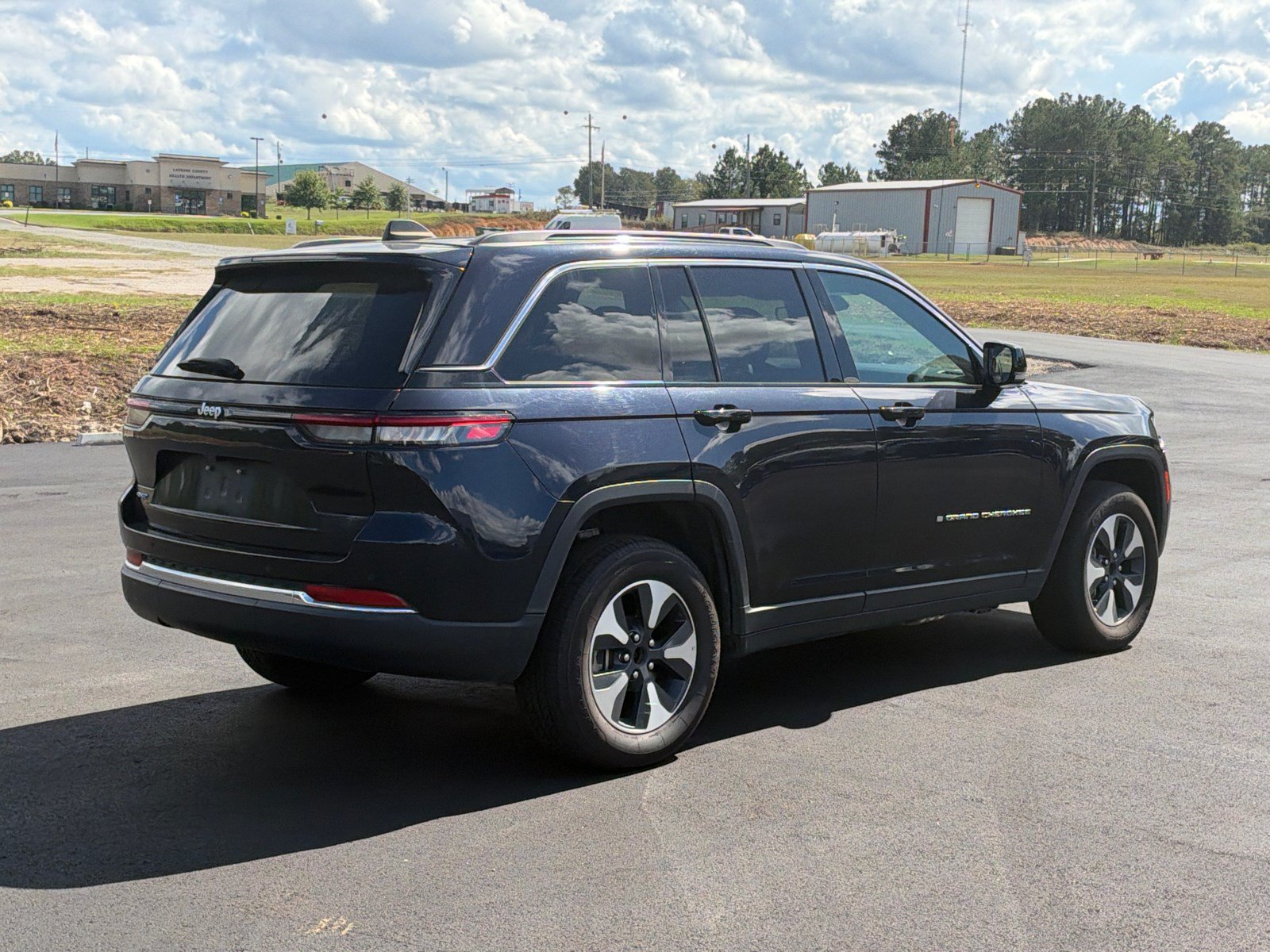 Used 2024 Jeep Grand Cherokee Limited 4xe AWD/4WD image 5