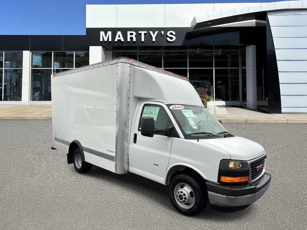 Used 2024 GMC Savana 3500 w/ Power Convenience Package RWD image 1