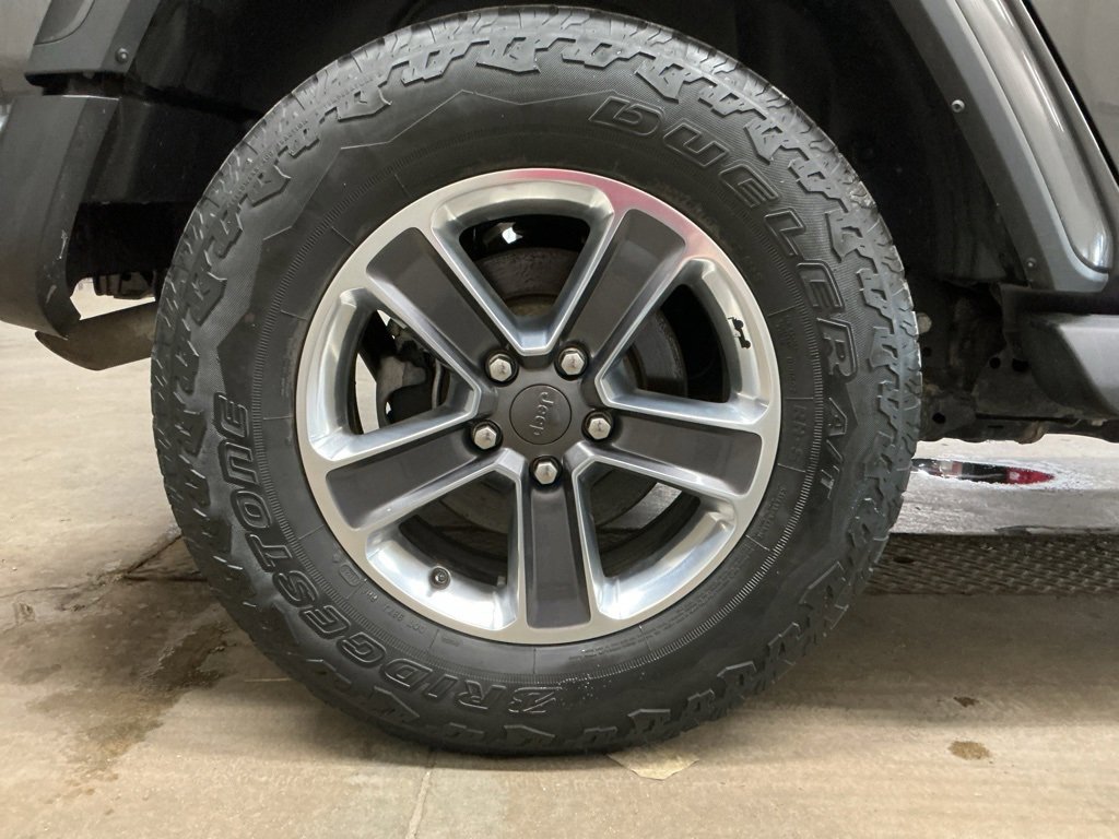 Used 2021 Jeep Wrangler Unlimited Sahara w/ Cold Weather Group image 32