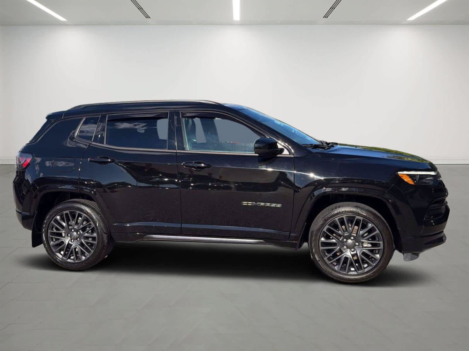 Used 2022 Jeep Compass High Altitude AWD/4WD image 5