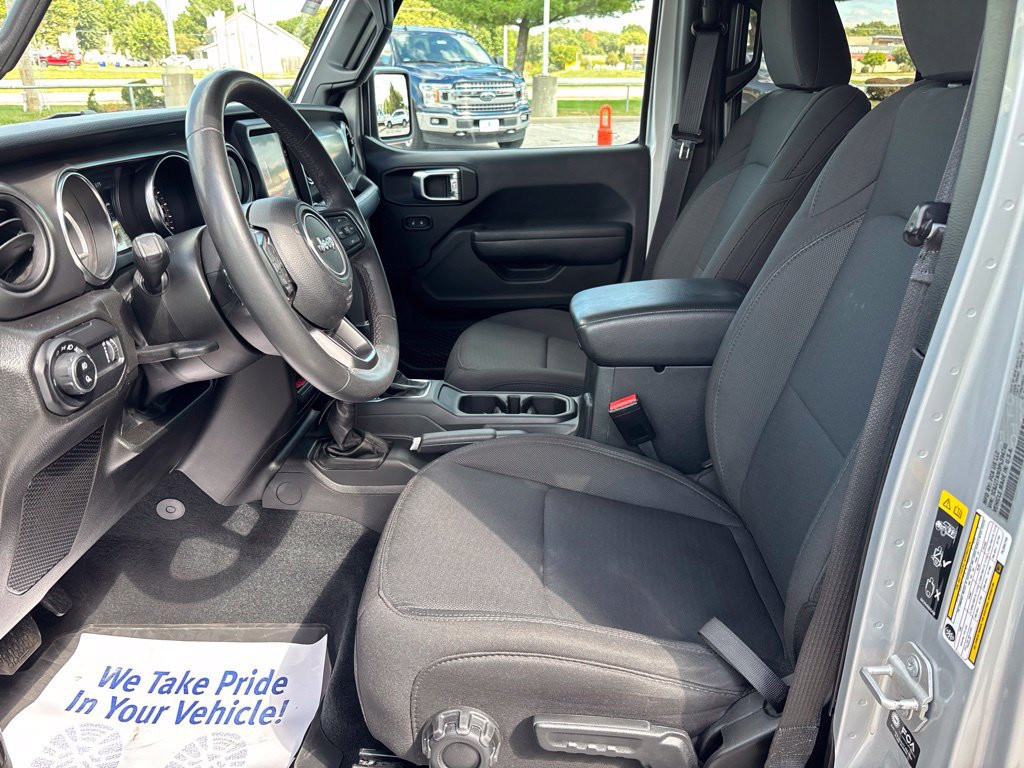 Used 2023 Jeep Gladiator Sport AWD/4WD image 33