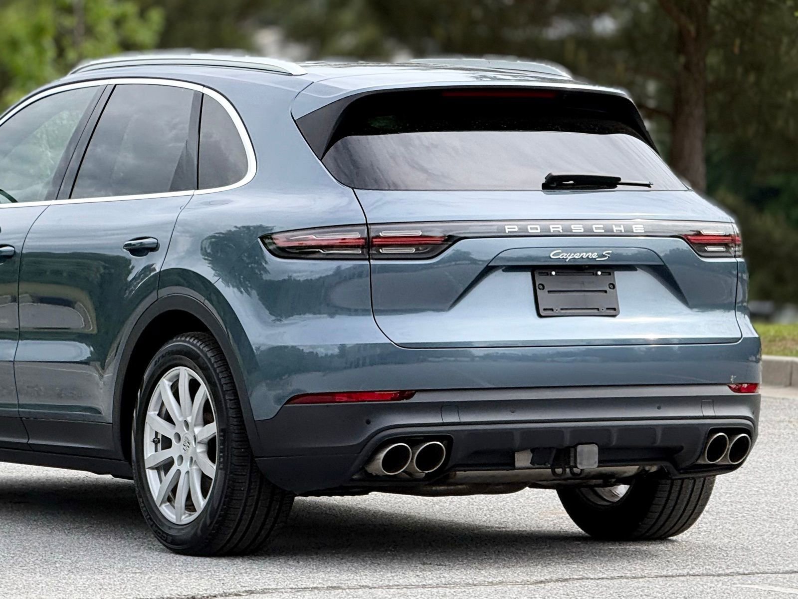 Used 2019 Porsche Cayenne S w/ Premium Package AWD/4WD image 48