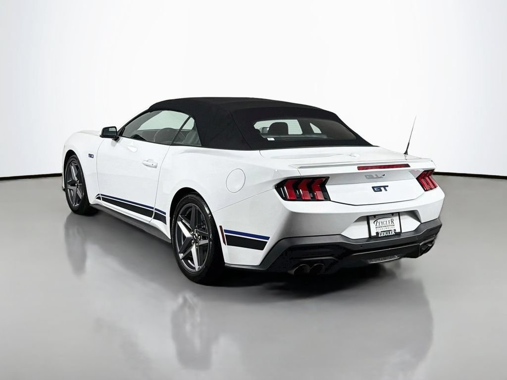 Used 2025 Ford Mustang GT Premium RWD image 5