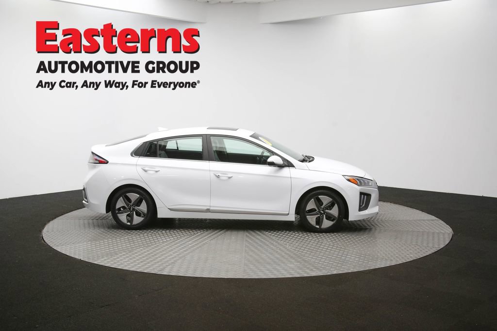 Used 2022 Hyundai Ioniq Limited image 46