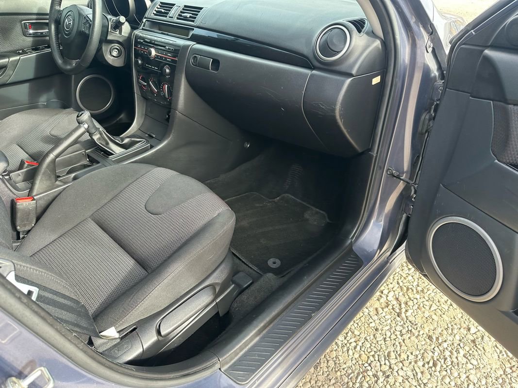 Used 2009 MAZDA MAZDA3 s Sport image 2