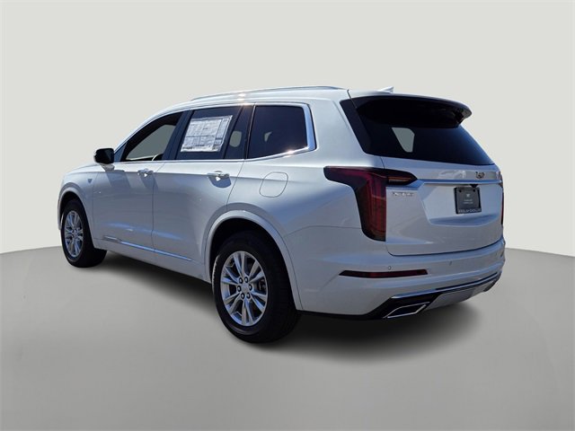 New 2025 Cadillac XT6 Luxury image 6
