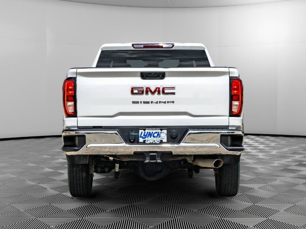 Used 2024 GMC Sierra 2500 Pro w/ Convenience Package AWD/4WD image 3