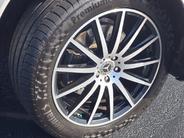 Used 2021 Mercedes-Benz GLS 580 4MATIC image 14