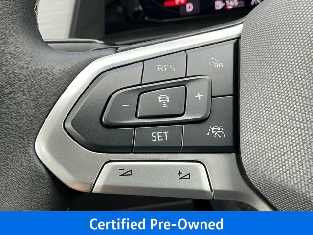 Used 2025 Volkswagen Atlas Cross Sport SE FWD image 29