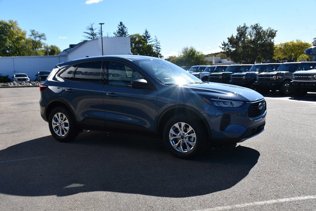 New 2026 Ford Escape Active image 8