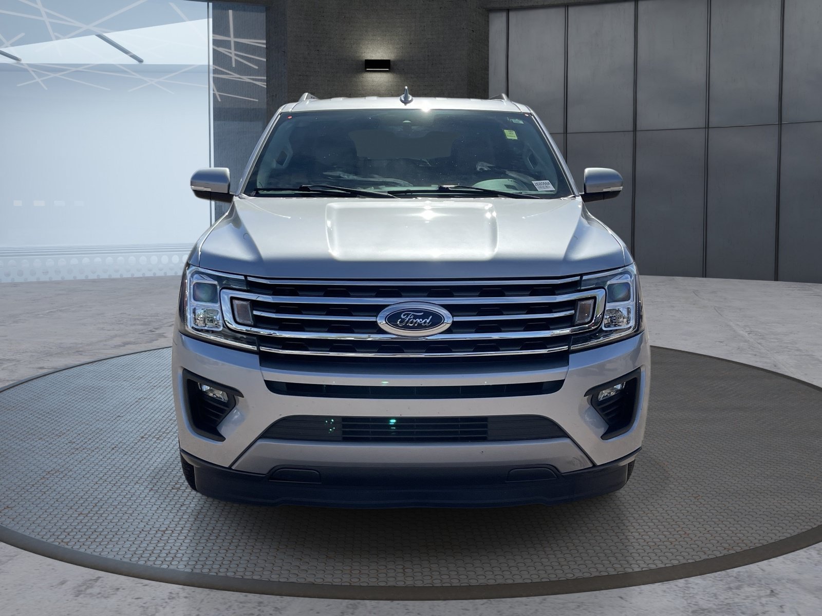 Used 2021 Ford Expedition XLT RWD image 9
