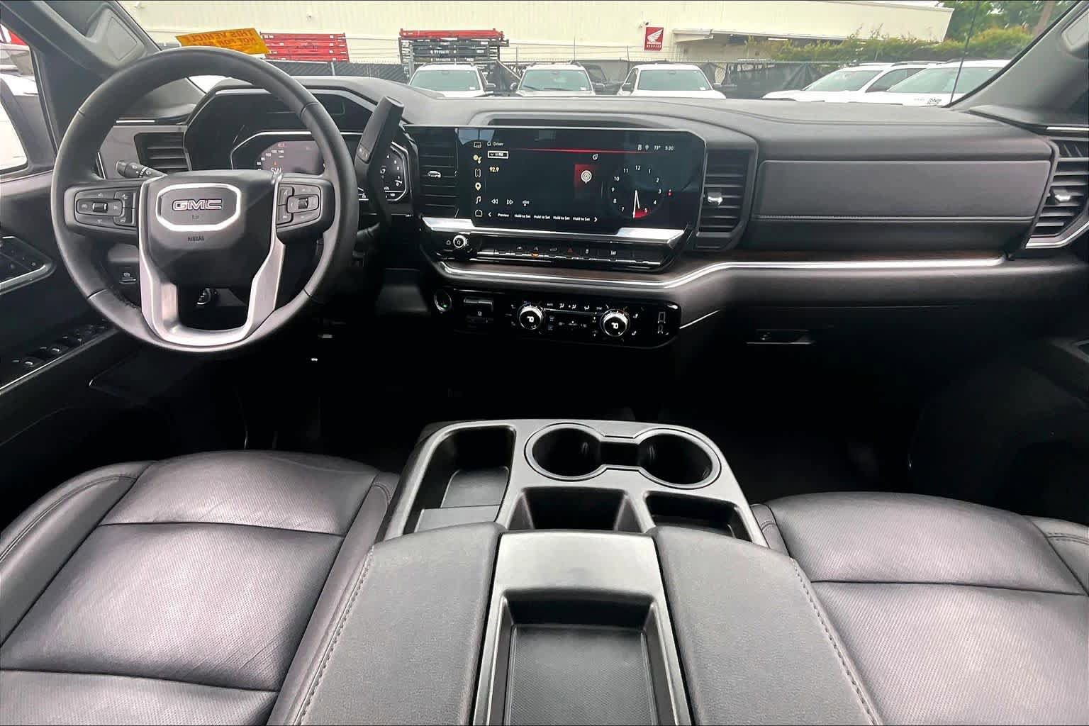 Used 2023 GMC Sierra 1500 AT4X w/ AT4X AEV Edition AWD/4WD image 16