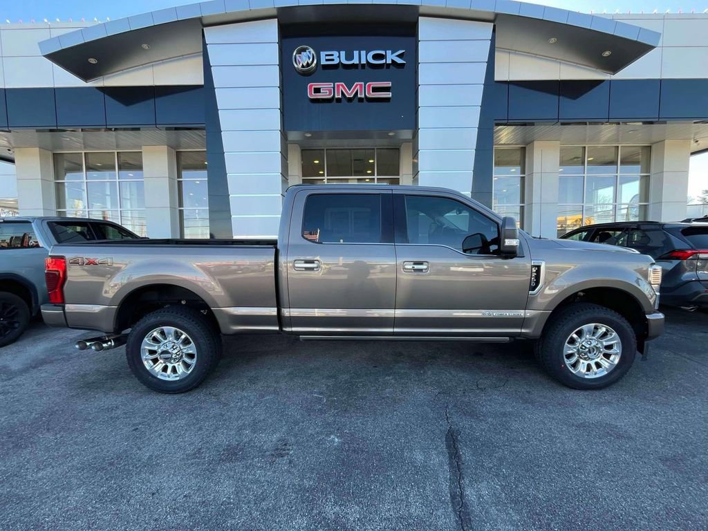 Used 2020 Ford F250 Limited AWD/4WD image 2