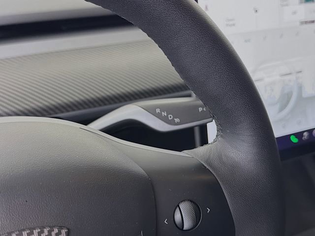 Used 2022 Tesla Model Y Performance image 19