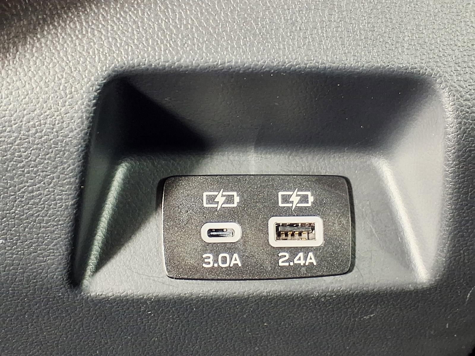 Certified 2025 Subaru Crosstrek 2.0i Premium image 12