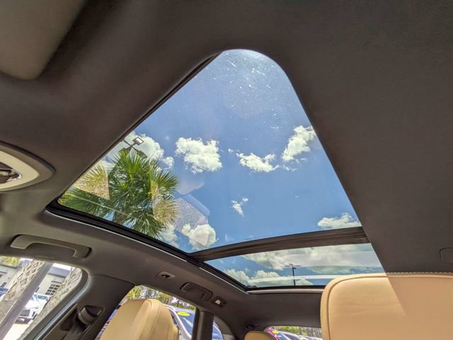 Used 2018 Porsche Macan Sport Edition AWD/4WD image 25