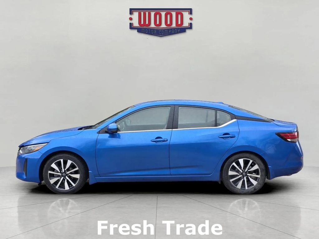 Used 2025 Nissan Sentra SV w/ SV Premium Package FWD image 4